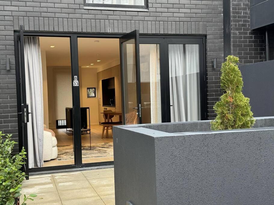 Apartamento Black-Luxe Living In The Heart Of City Christchurch Exterior foto