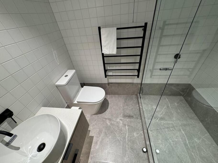 Apartamento Black-Luxe Living In The Heart Of City Christchurch Exterior foto